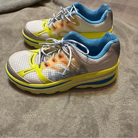 Lightly worn HOKA One One Clifton running shoes. - Picture 2 of 8
